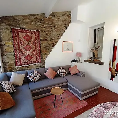 Holiday home Sous Le Cedre Thuir