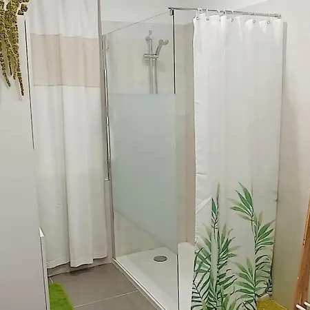 Feriehus Sous Le Cedre Thuir